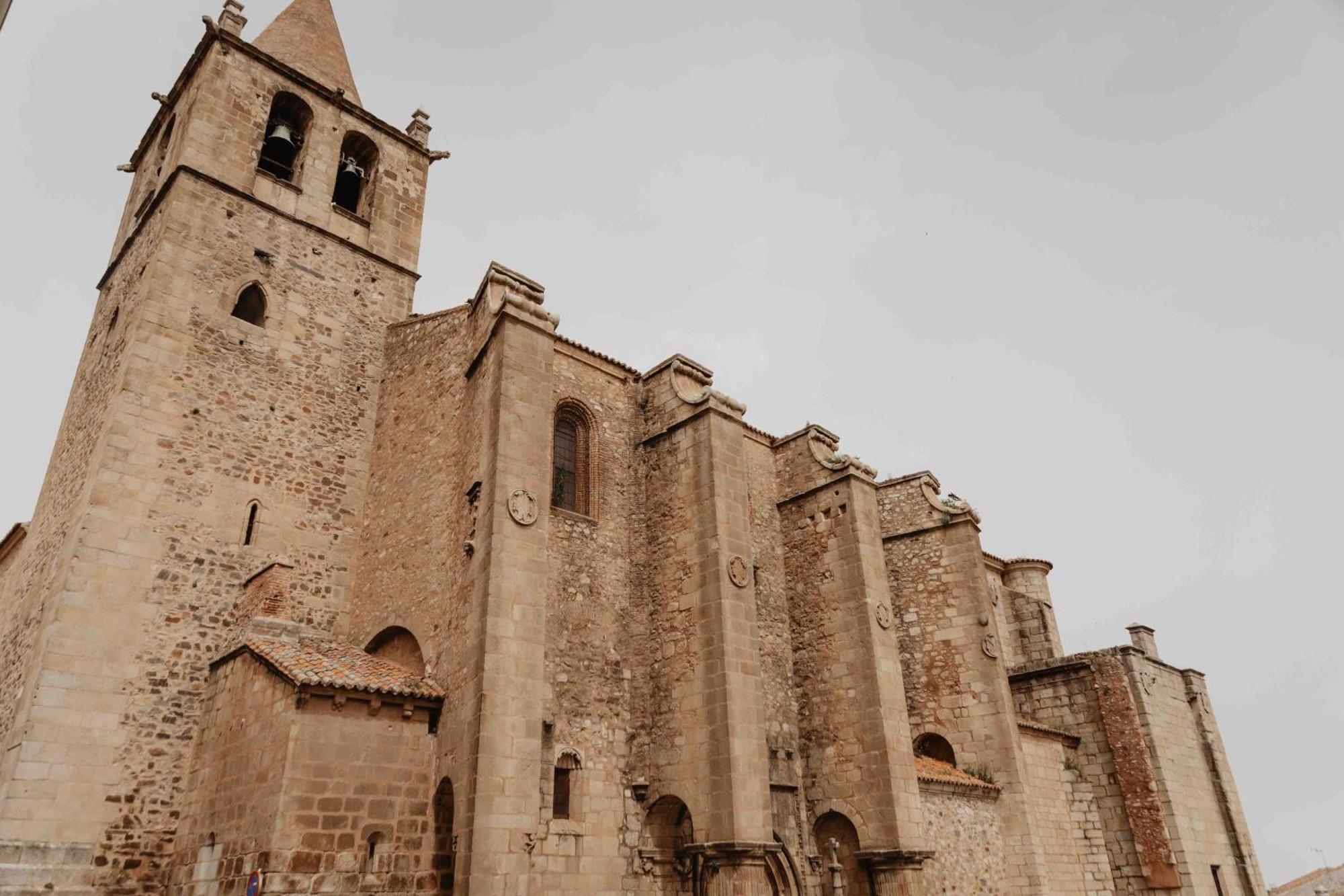 Portal De Santiago Apartment Caceres